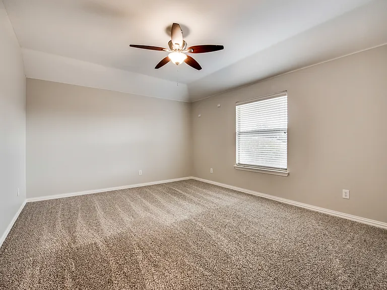 2569 Pinnacle Point Dr — Photo 25