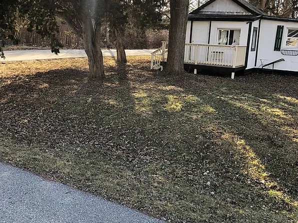 23618 Tyler St, Lowell, IN 46356