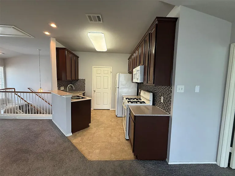 1900 Scofield Ridge Pkwy #4701 — Photo 4