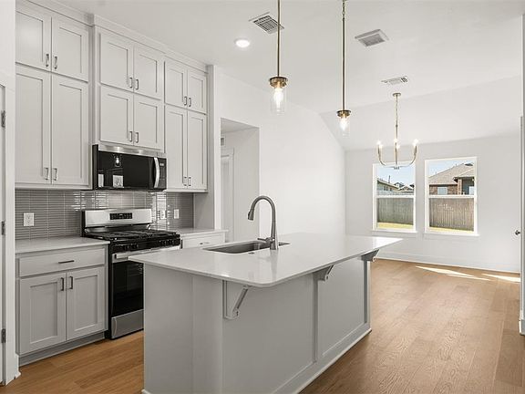 5th image of 623 Berline Rd