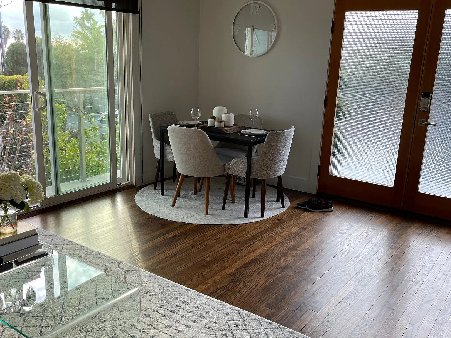 3 bed, 1350 sqft, $7,800 — Photo 4