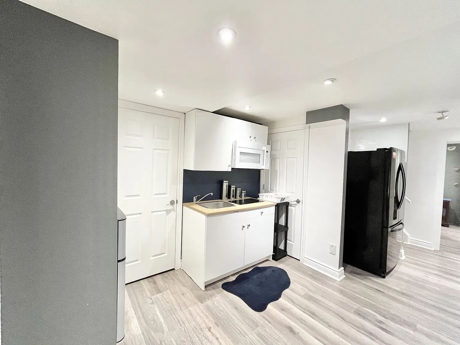 2 bed, 800 sqft, $2,000 — Photo 4