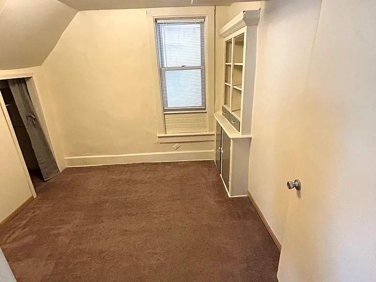 528 Union St #B — Photo 5