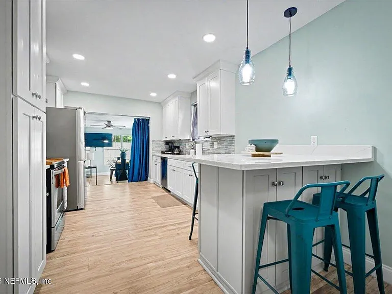 719 S Shores Rd #2 — Photo 34