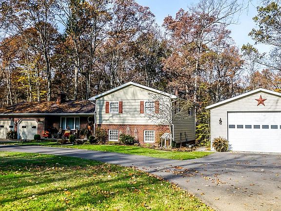 2nd image of 2765 Red Fox Dr
