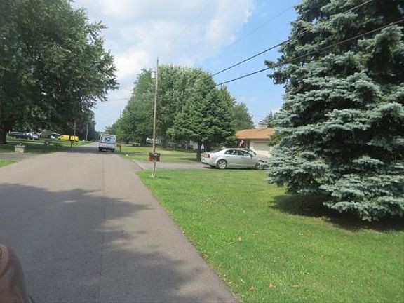 4th image of 1186 Forest Hill Dr