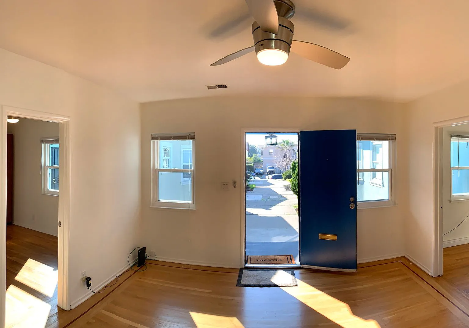 Updated 1000 Sf 2 Br/1ba Oak Center/West Oakland Cottage Minutes From Emeryville, Downtown, 80, 5... — Photo 3