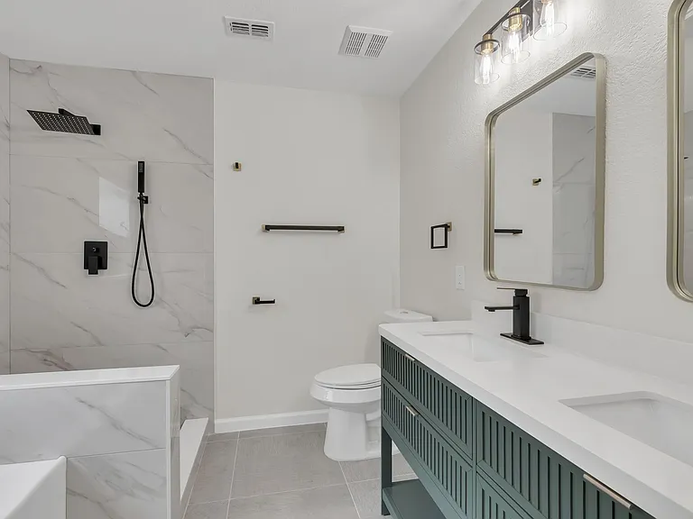 438 Stanley Falls Dr — Photo 29