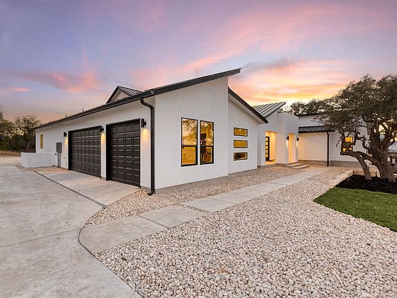 3rd image of 783 Maximino Ridge