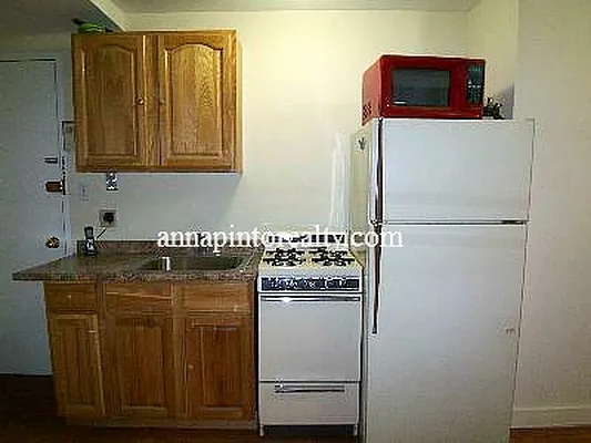 Sold by Anna Pinto Realty | media 15