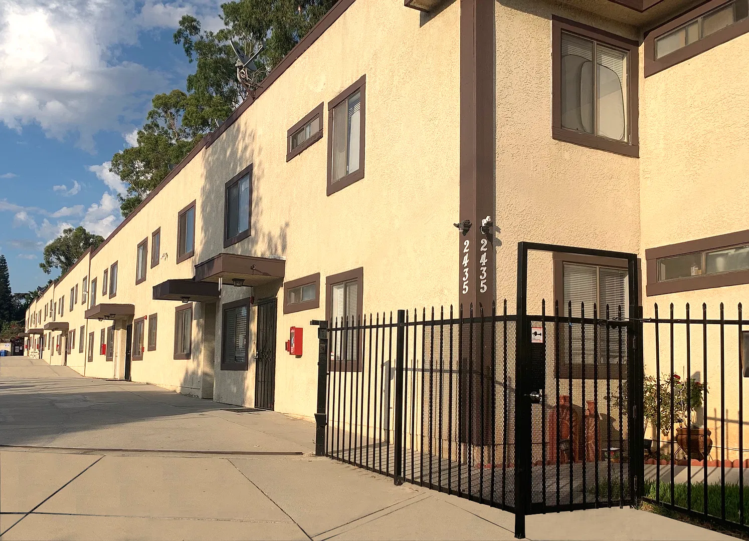 Eagle Rock Apartments — Photo 2