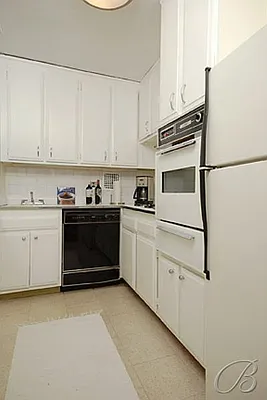 Sold by Bellmarc Realty | media 12