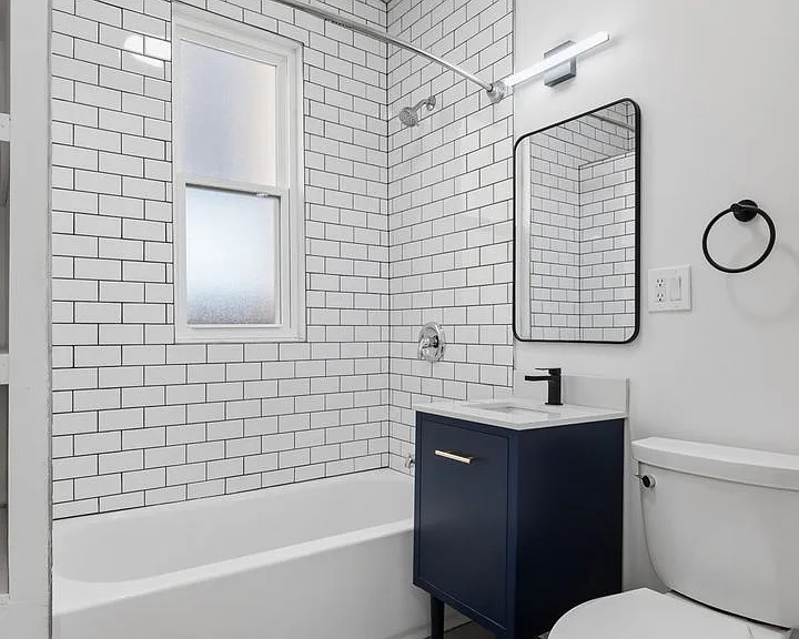 3642 W Belmont Ave #2F — Photo 9