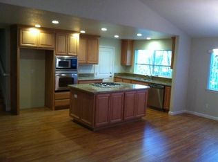 1142 Roxie Ln, Walnut Creek, CA 94597