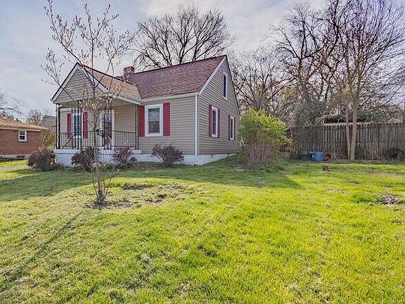3rd image of 213 Patricia St
