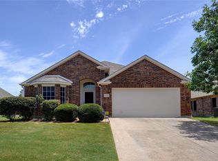 106 Coyote Run, Waxahachie, TX