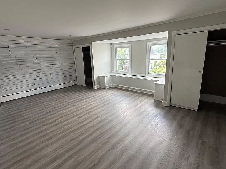 129 Jackson St #1 — Photo 1