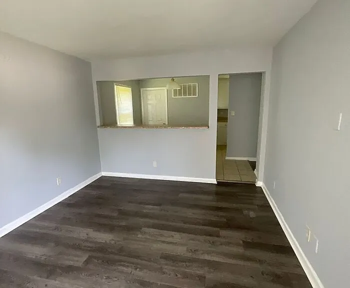 243 Edison Ave — Photo 3