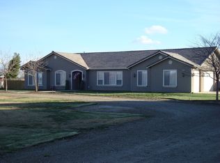 16135 Idaho Ave, Lemoore, CA 93245