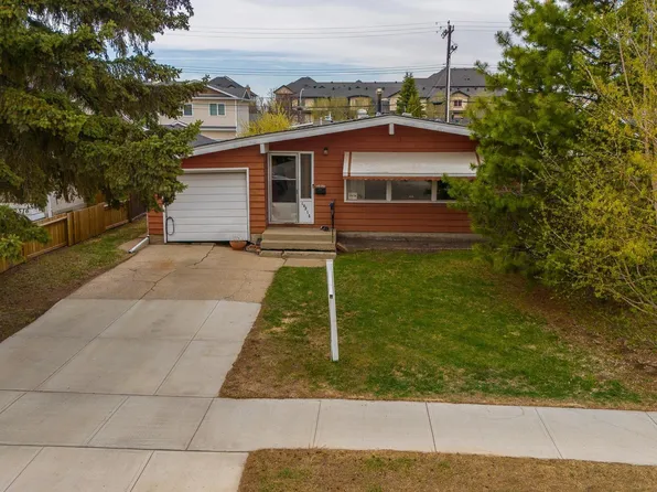 10512 55th Ave NW, Edmonton, AB T6H 0W7