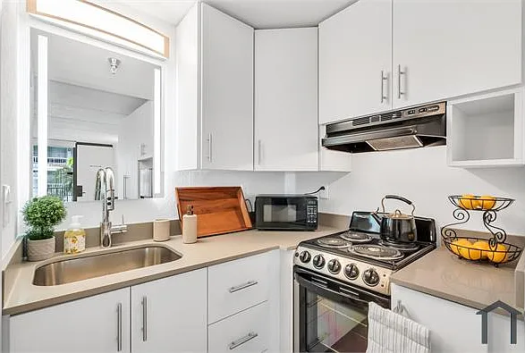 5565 W Irlo Bronson Hwy — Photo 13