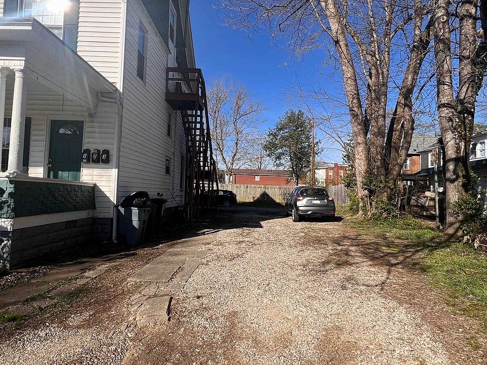 2nd image of 1117 9th St