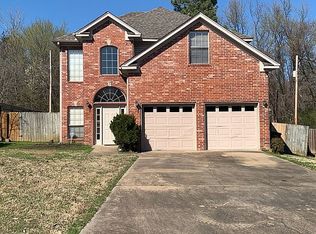 12932 Westglen Dr, Little Rock, AR 72211