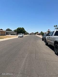 2nd image of 5124 W Windrose Dr