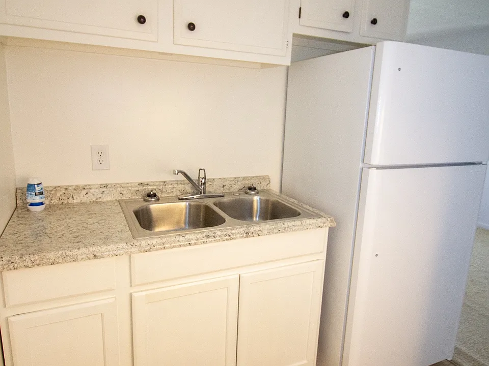 570 Culpepper Dr #7