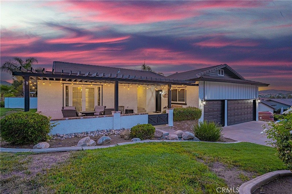 22343 Canyon Lake Dr S, Canyon Lake, CA 92587 Zillow