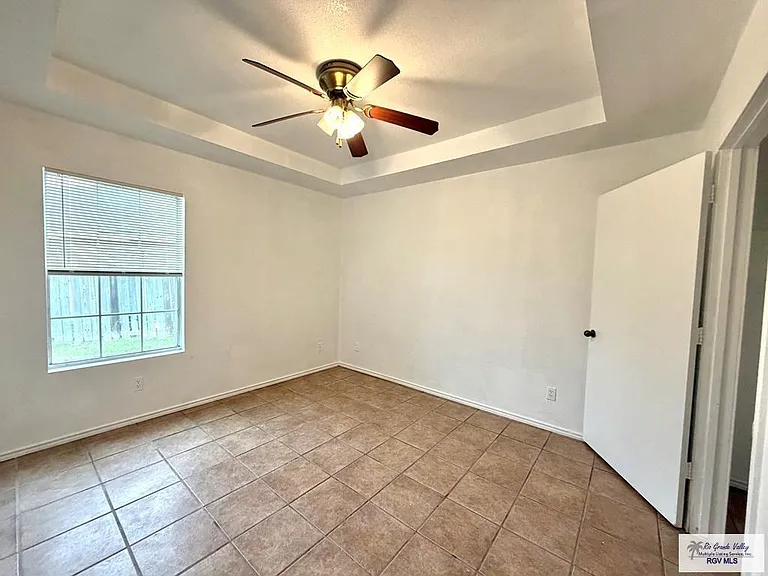 226 Camelia St #A — Photo 6