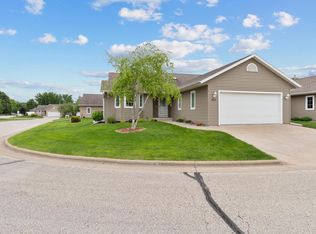 3012 Lakota Pl, La Crosse, WI 54601