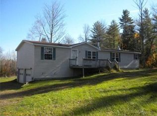 68 N Taylor Rd, Mount Vernon, ME 04352