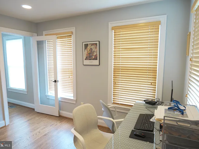 4536 Fairfield Dr — Photo 5