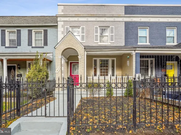 1429 Parkwood Pl NW, Washington, DC 20010