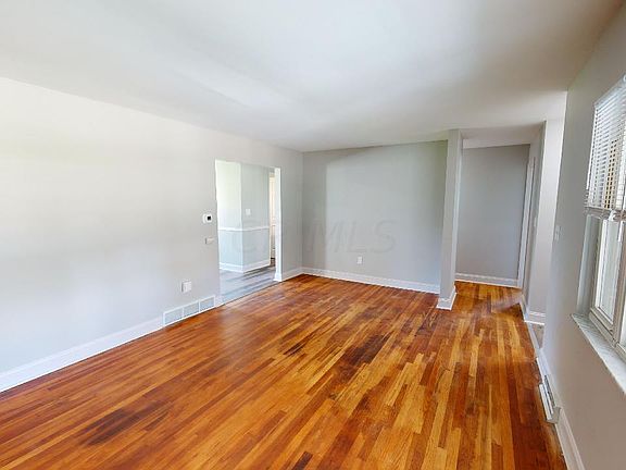 5th image of 4700 Almont Dr