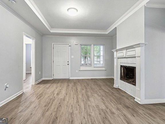 3rd image of 2001 Chicago Ave NW