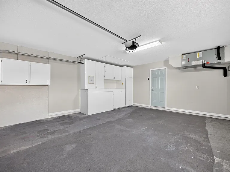 7510 Ligustrum — Photo 20
