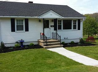 106 Oak St, Westerly, RI 02891