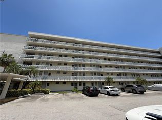 2851 Leonard Dr APT J511, Aventura, FL 33160