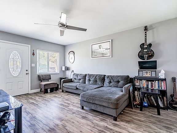 3rd image of 16757 Doublegrove St