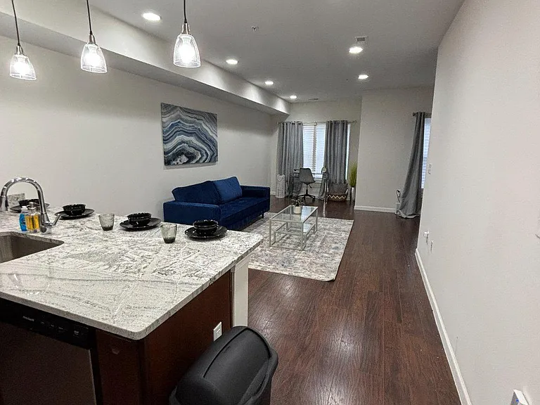 6005 Eads St NE — Photo 12