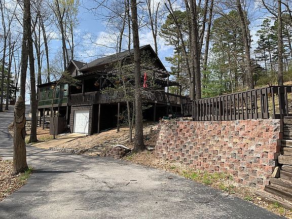 4th image of 21 Hamilton Ln