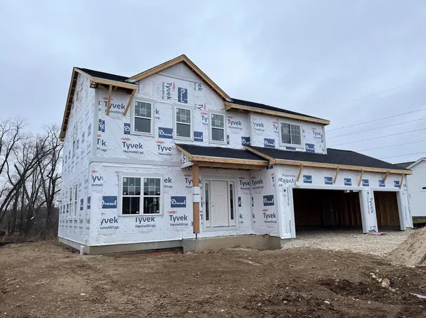 2292 Meadow LANE, Grafton, WI 53024