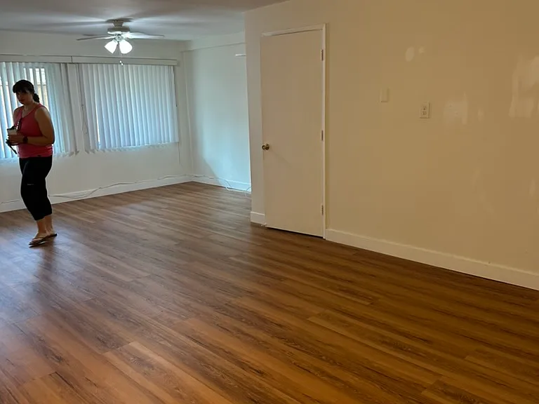1239 Stanford St #106B — Photo 2