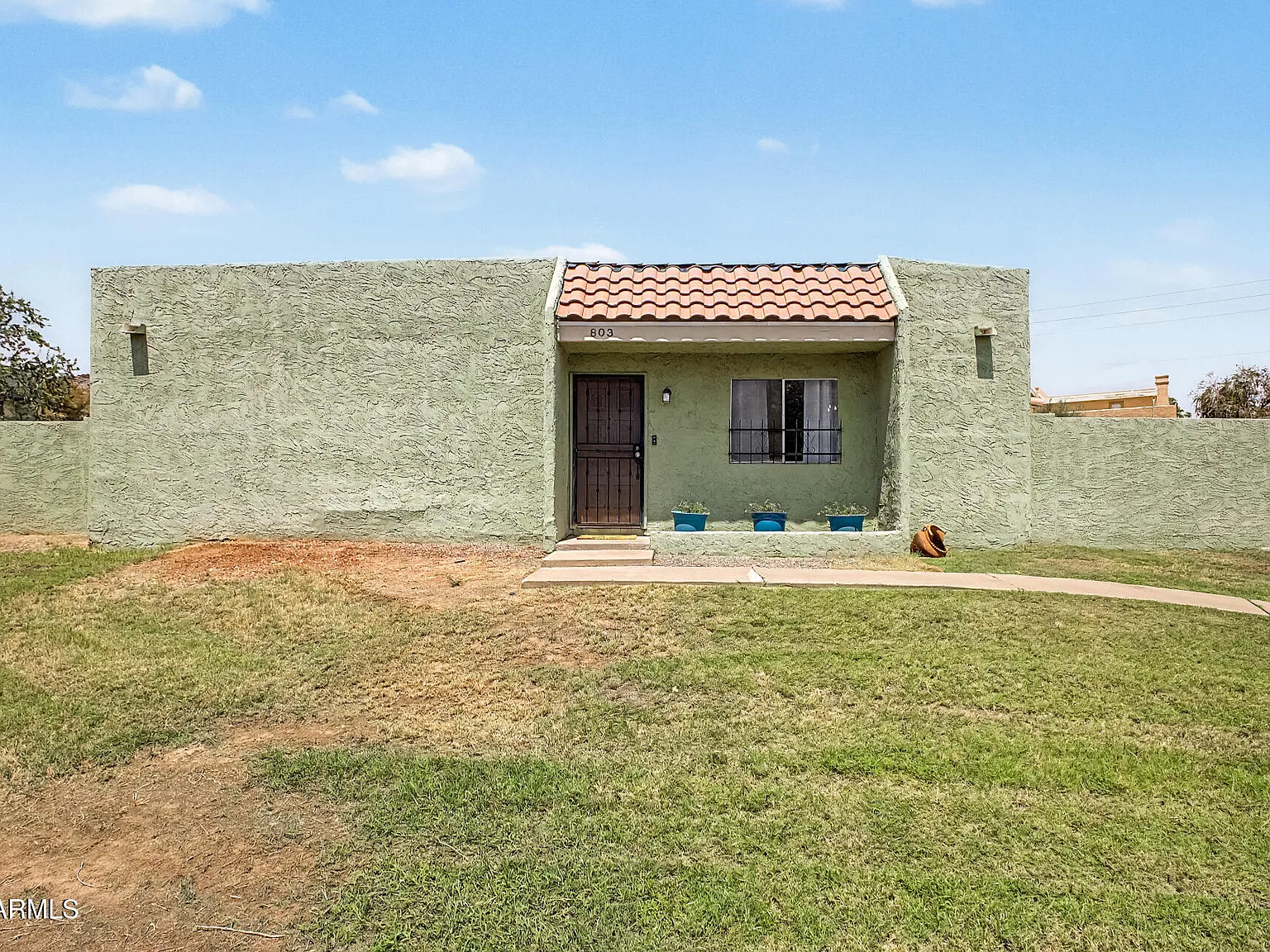 2 bed, 1.0 bath, 882 sqft, $1,650 — Photo 1