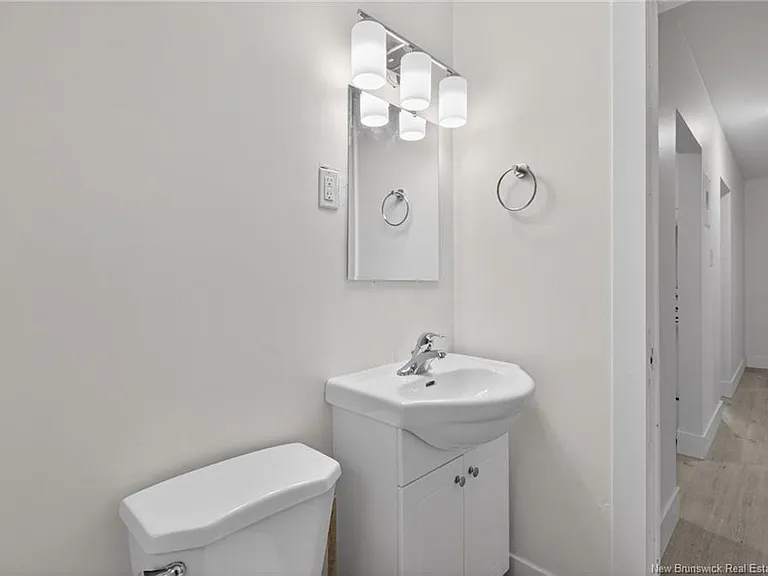 235 Reade St #4 — Photo 19
