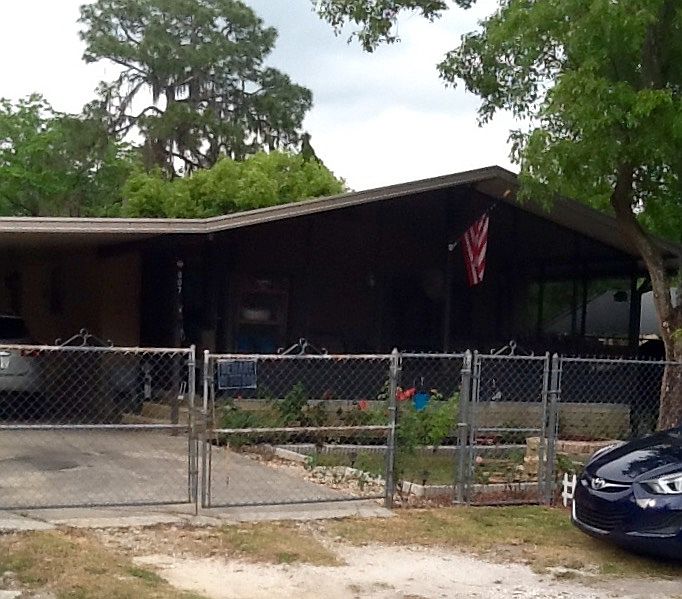 1st image of 807 Hennessee St