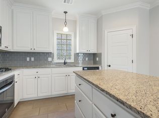 2619 Cresthaven Ave, Baton Rouge, LA 70810