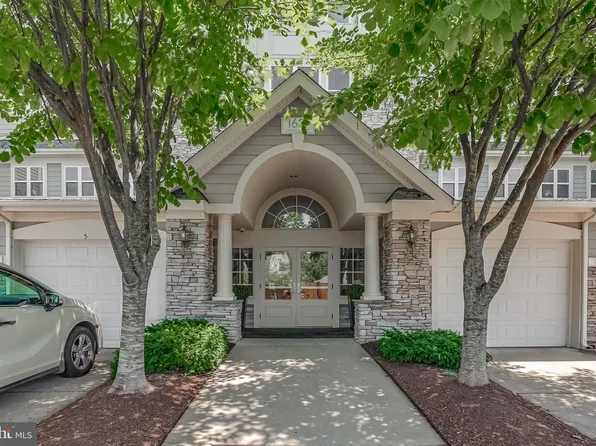 1621 Ladue Ct APT 204, Woodbridge, VA 22191